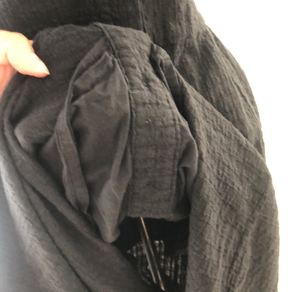 Black dress - Picture 4 of 7